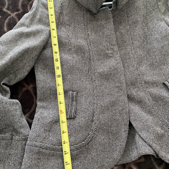 Zara Gray Belted Blazer - Picture 7 of 16